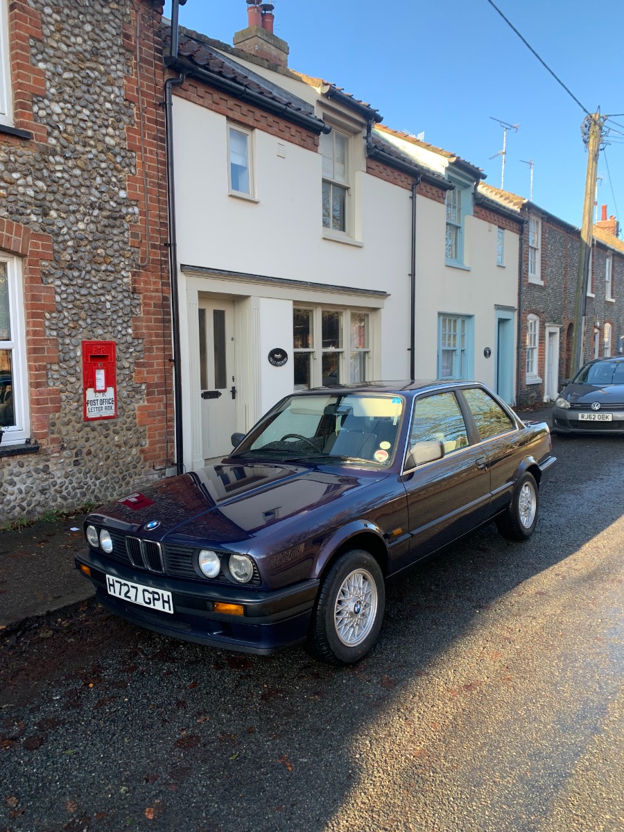 1990 BMW 3 Series Image 5